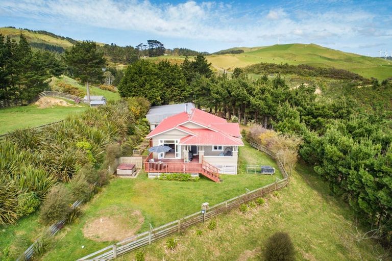 Photo of property in 104 Harrison Hill Road, Aokautere, Palmerston North, 4471