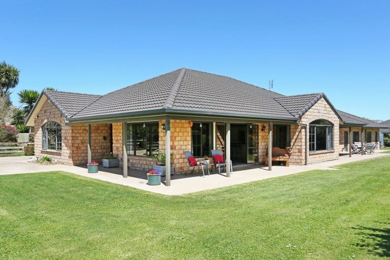 Photo of property in 31 Monument Road, Clevedon, Papakura, 2582