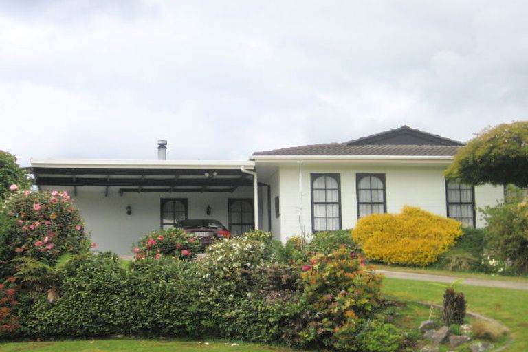 Photo of property in 5 Exeter Place, Tihiotonga, Rotorua, 3015
