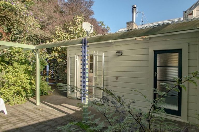 Photo of property in 79 Milton Road, Bluff Hill, Napier, 4110