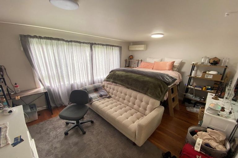 Photo of property in 155 Memorial Avenue, Burnside, Christchurch, 8053