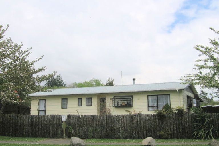 Photo of property in 32 Sequoia Crescent, Owhata, Rotorua, 3010