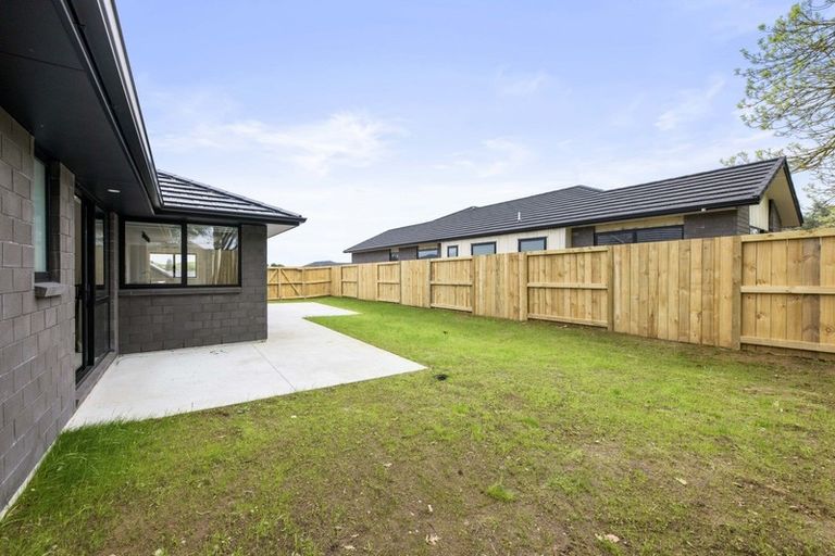 Photo of property in 25 Oranmore Crescent, Paeroa, 3600