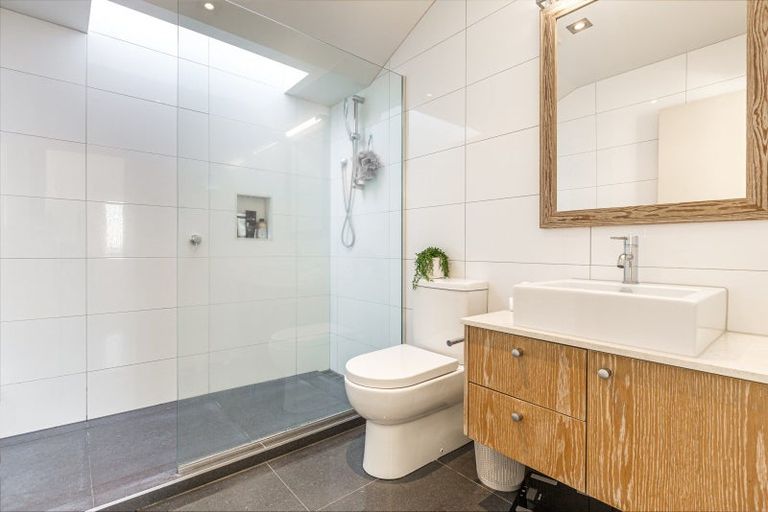 Photo of property in 36 Kawerau Avenue, Devonport, Auckland, 0624