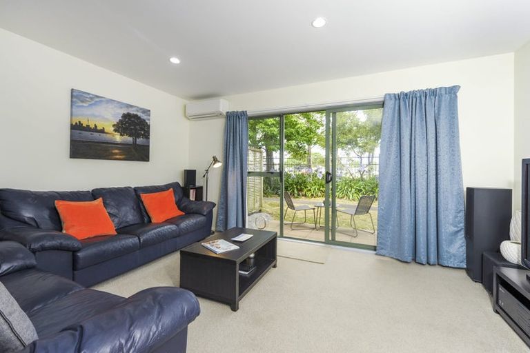 Photo of property in 47/42 Holly Street, Avondale, Auckland, 1026