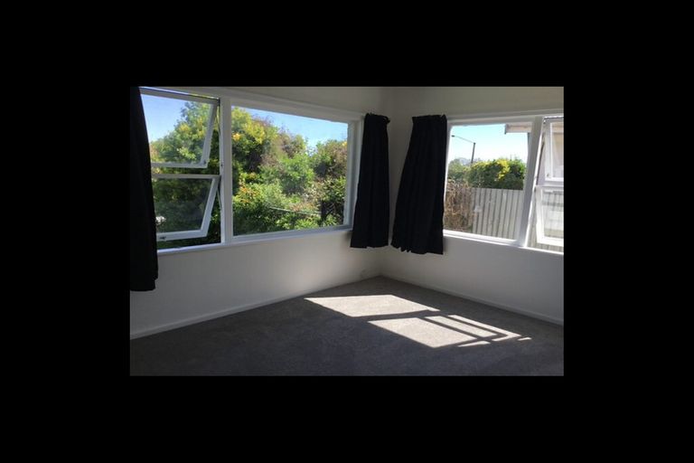 Photo of property in 30 Rochester Street, Tamatea, Napier, 4112