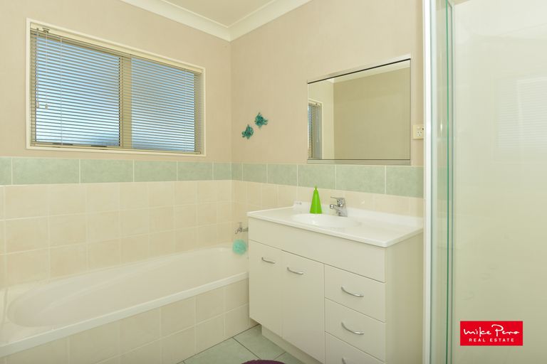 Photo of property in 32 Markson Avenue, Onerahi, Whangarei, 0110