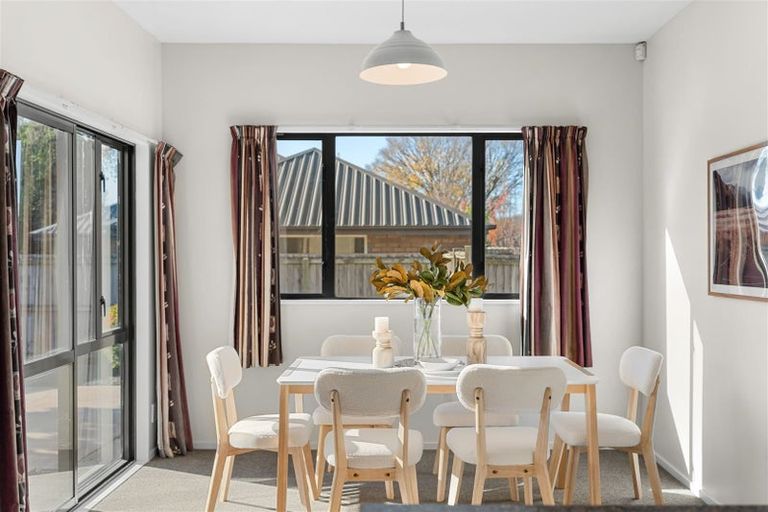 Photo of property in 90 Condell Avenue, Papanui, Christchurch, 8053