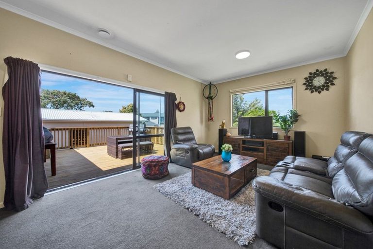 Photo of property in 28 Maratahu Street, Westown, New Plymouth, 4310