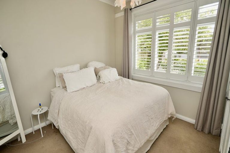 Photo of property in 37 Miro Street, Takaro, Palmerston North, 4410