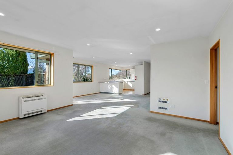 Photo of property in 27 Ballarat Road, Rangiora, 7400