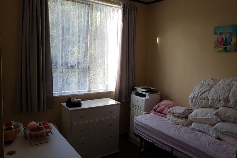 Photo of property in 2/396 Cambridge Terrace, Naenae, Lower Hutt, 5011