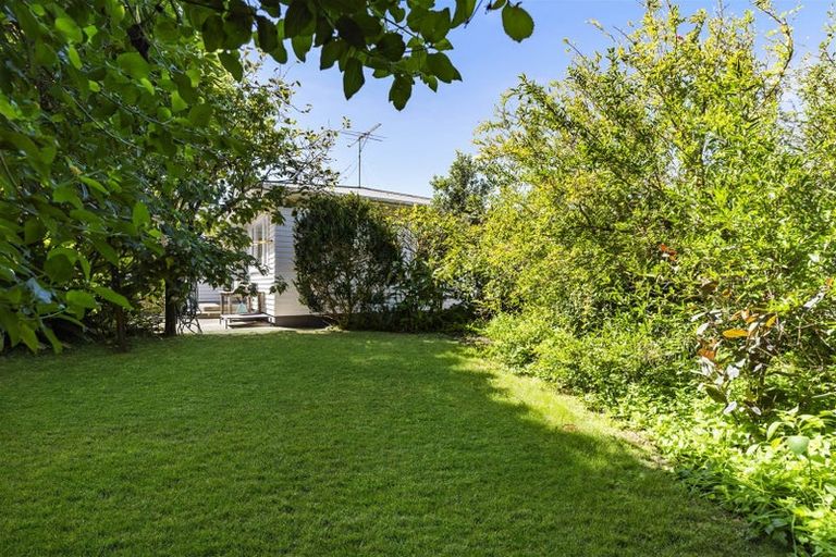 Photo of property in 133 Bucklands Beach Road, Bucklands Beach, Auckland, 2012