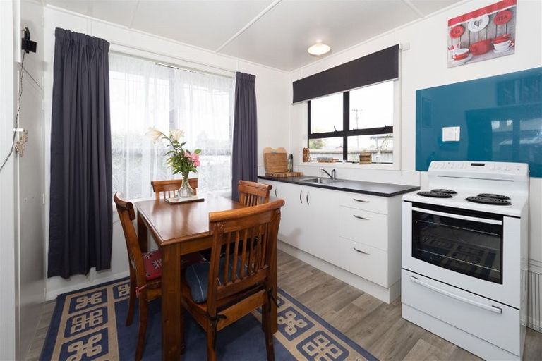 Photo of property in 112 Thomson Street, Tinwald, Ashburton, 7700