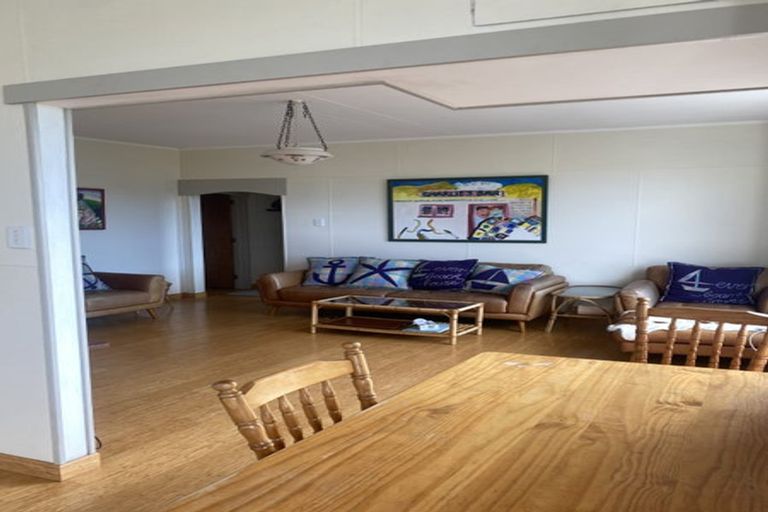 Photo of property in 201 Marine Parade, Seatoun, Wellington, 6022