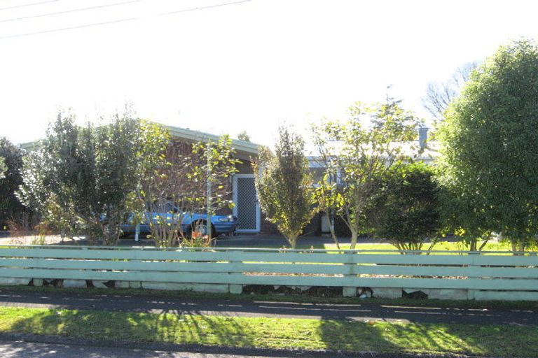 Photo of property in 3 Eton Drive, Hillcrest, Hamilton, 3216