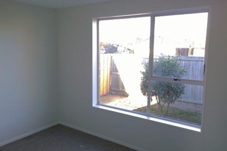 Photo of property in 7 Betula Place, Parklands, Christchurch, 8083