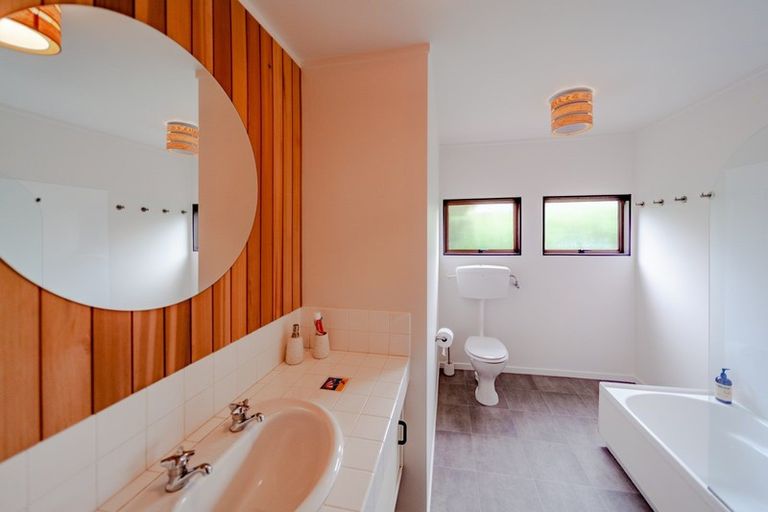 Photo of property in 56 Palmerston Road, Havelock North, 4130