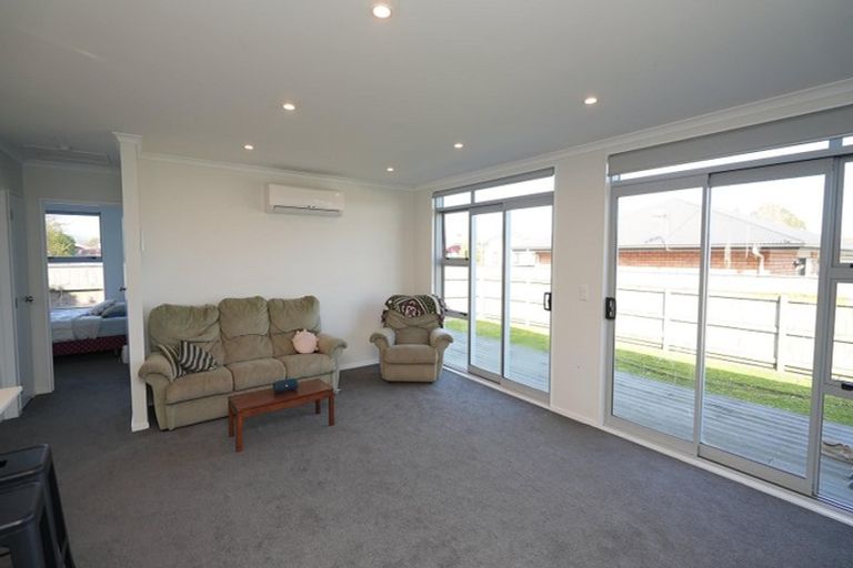 Photo of property in 992a Tremaine Avenue, Roslyn, Palmerston North, 4414