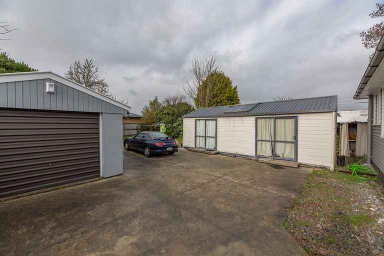 Photo of property in 97 Hansons Lane, Upper Riccarton, Christchurch, 8041