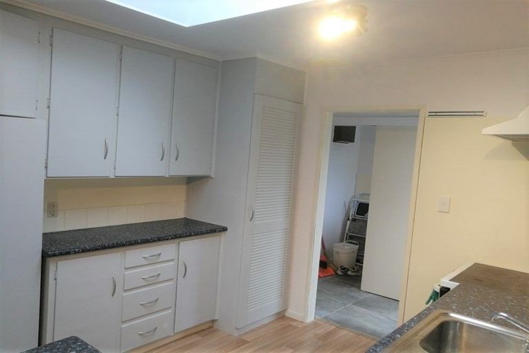 Photo of property in 104 Salamanca Road, Sunnynook, Auckland, 0620