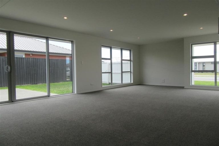 Photo of property in 56 Koura Drive, Rangiora, 7400