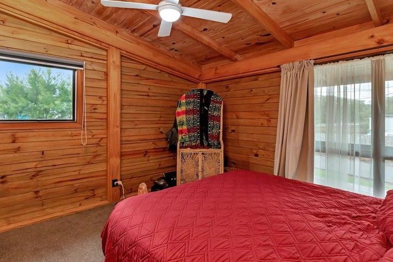 Photo of property in 26 Tangihua Road, Maungakaramea, Whangarei, 0178