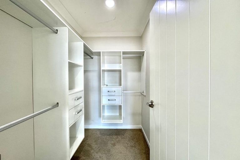 Photo of property in 10 Palazzo Close, Flat Bush, Auckland, 2019