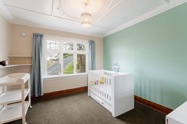 Photo of property in 2 Wakatipu Street, Ravensbourne, Dunedin, 9022