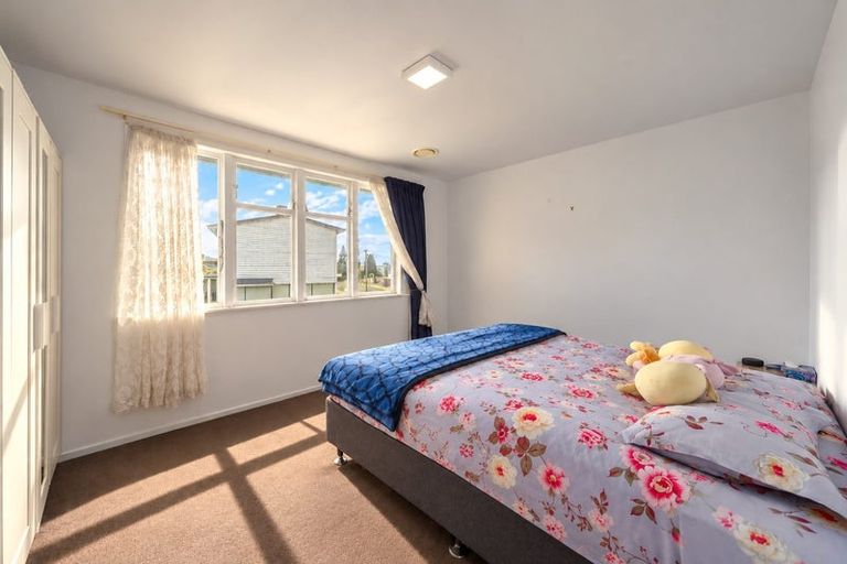 Photo of property in 58 Leicester Street, Cannons Creek, Porirua, 5024