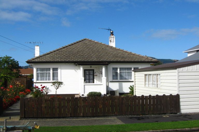 Photo of property in 13 Tay Street, Mosgiel, 9024