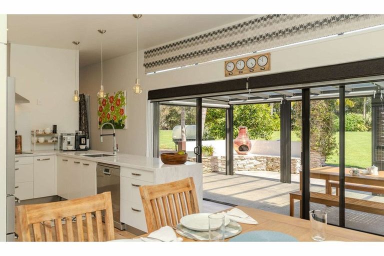 Photo of property in 11 Cochrane Drive, Kerikeri, 0230