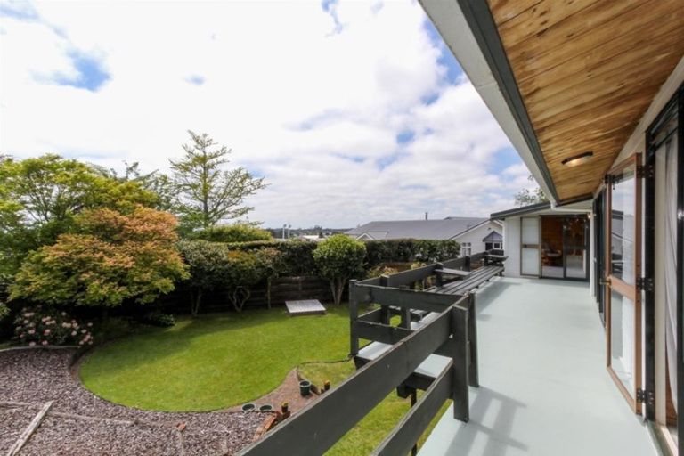 Photo of property in 6b Price Street, Westown, New Plymouth, 4310