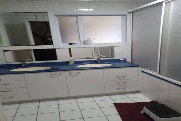 Photo of property in 4 Arthur Place, Opaheke, Papakura, 2113