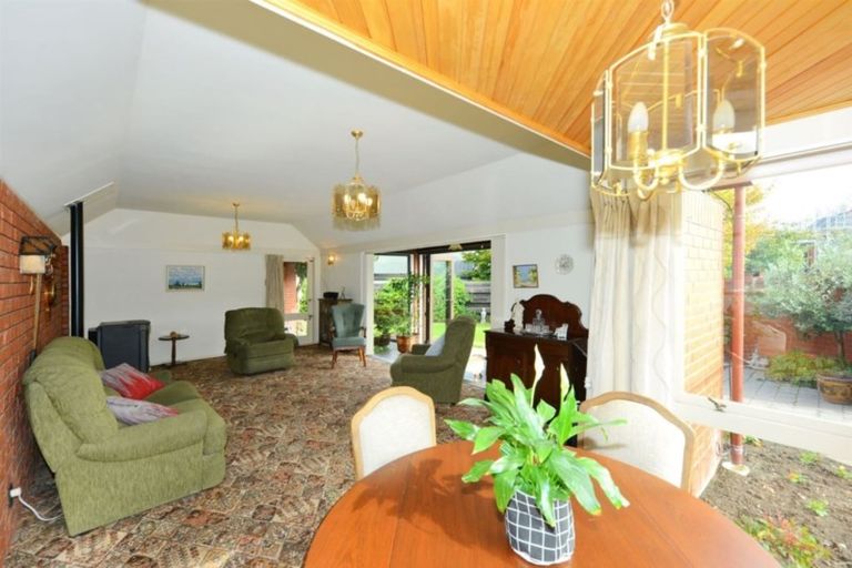 Photo of property in 7 Frith Place, Burnside, Christchurch, 8053