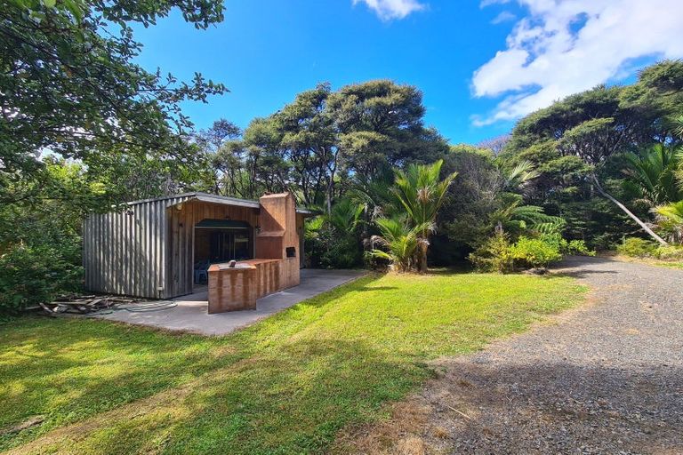 Photo of property in 5 Waihirere Drive, Tuateawa, Coromandel, 3583