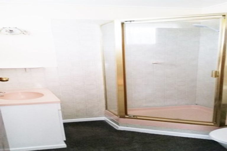 Photo of property in 25 The Crest, Sunnyhills, Auckland, 2010