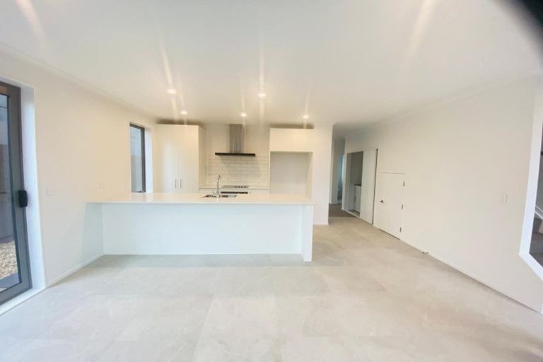 Photo of property in 41 Oyster Drive, Whenuapai, Auckland, 0618