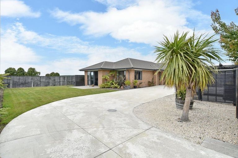 Photo of property in 8 Brockelbank Drive, Kaiapoi, 7630