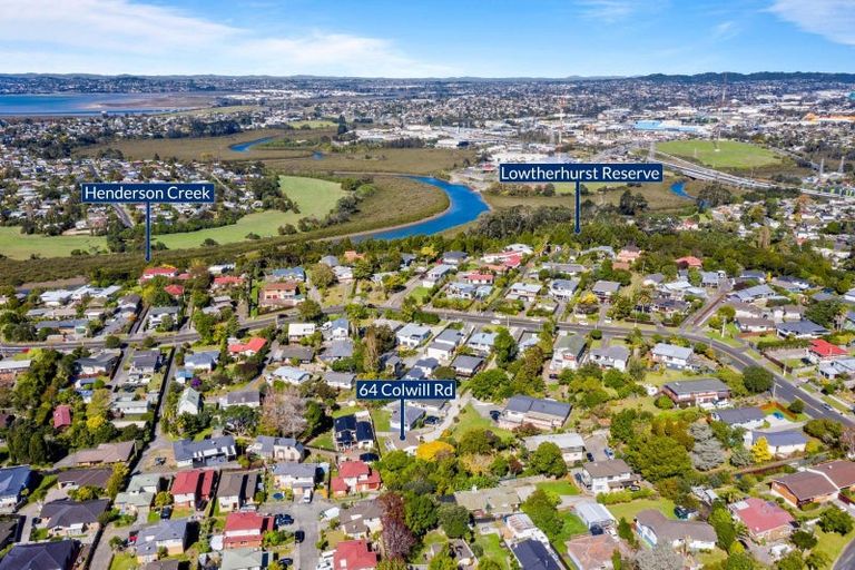 Photo of property in 64 Colwill Road, Massey, Auckland, 0614