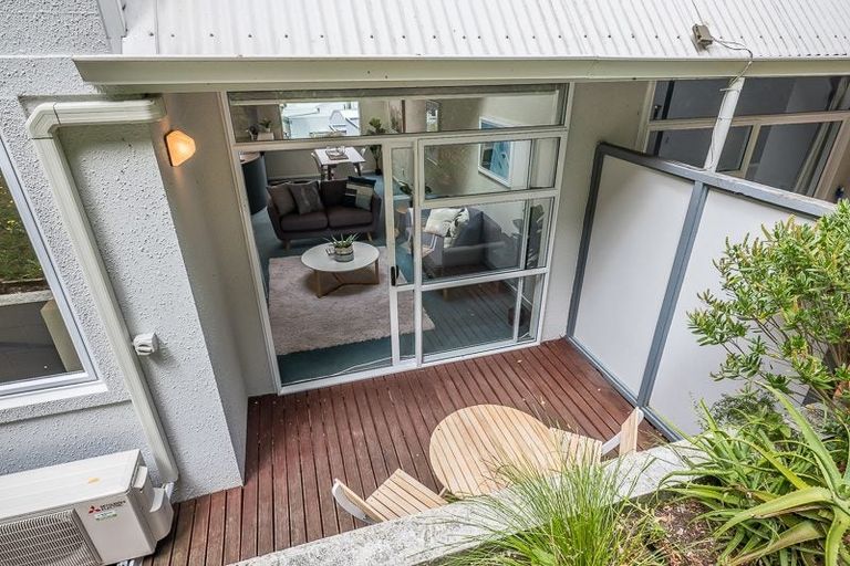 Photo of property in Fernhill Flats, 6/324 The Terrace, Te Aro, Wellington, 6011