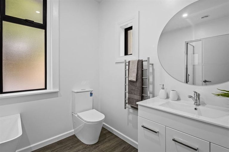 Photo of property in 12 Dyers Pass Road, Cashmere, Christchurch, 8022