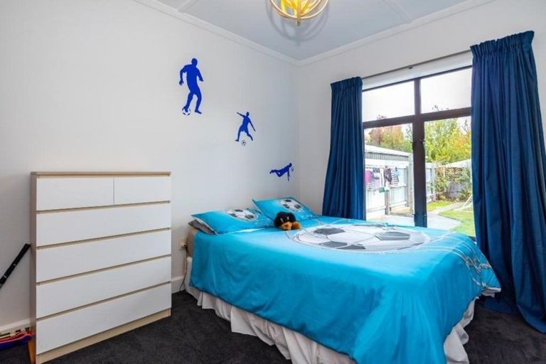 Photo of property in 98a Avenue Road, West End, Timaru, 7910