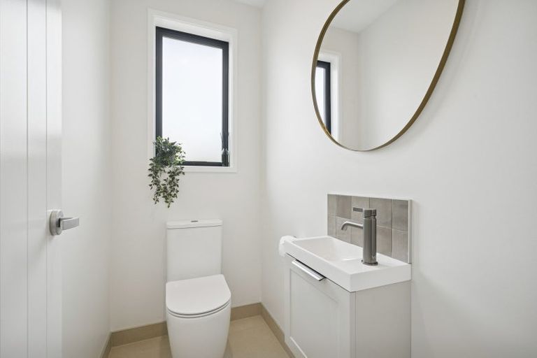 Photo of property in 1 Springwater Drive, Maewa, 4702