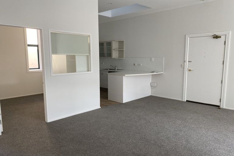 Photo of property in Vicino Apartments, 21/33 Taranaki Street, Te Aro, Wellington, 6011