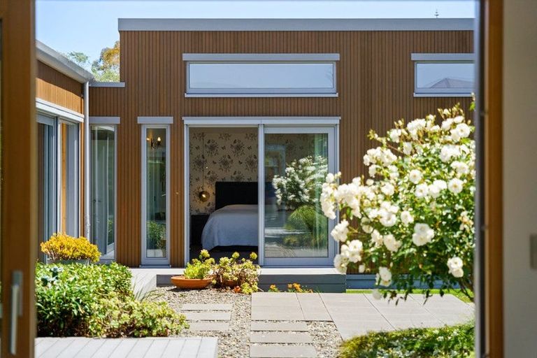 Photo of property in 3 Bressay Way, Waikanae, 5036