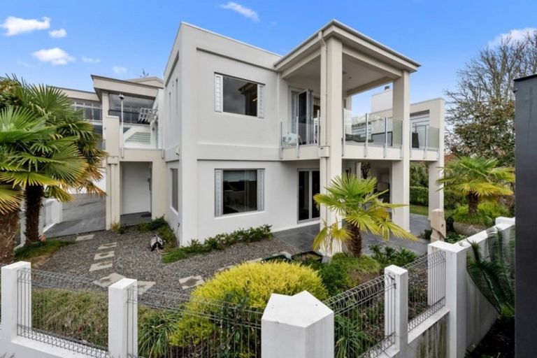 Photo of property in 136c Lake Crescent, Hamilton Lake, Hamilton, 3204