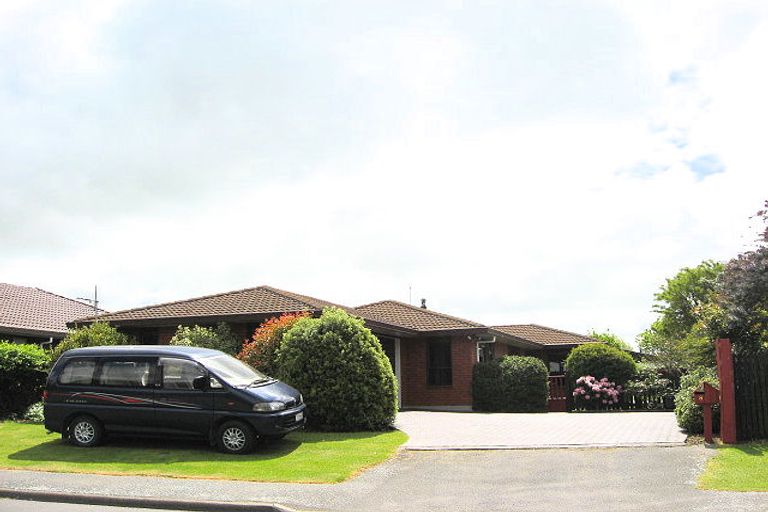 Photo of property in 8 Ebert Place, Rangiora, 7400