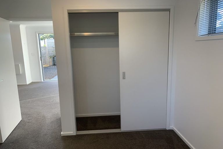 Photo of property in 1 Muncaster Road, Snells Beach, 0920