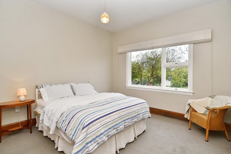 Photo of property in 207 Matsons Avenue, Papanui, Christchurch, 8053